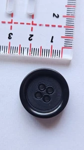 8  x  DARK NAVY  NATURAL COROZO BUTTONS 36L ( 23mm) - Picture 1 of 2