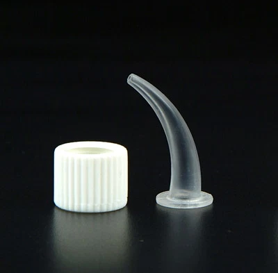 PLASDENT Impression Syringe Tips for Free-Flo Syringes 100 tips + 1 Hub