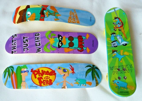 DISNEY PHINEAS & FERB WHERE'S PERRY? VIVA LA PERRY MINI SKATEBOARD + 3 STICKERS Cover