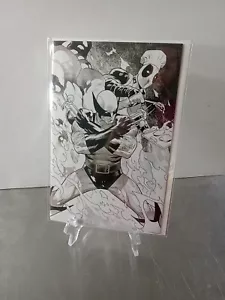 SDCC 2024 Deadpool 4 Jan Bazaldu Black White Wolverine Variant Marvel Comic Book - Picture 1 of 11