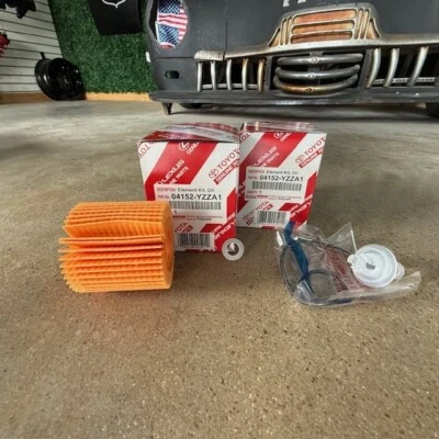 (2) 04152-YZZA1 Genuine Toyota Oil Filters oem w gasket - Image 1 of 2