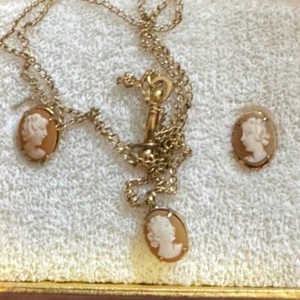 Vintage Cameo Necklace & Earrings Set Gold CT 1/20 12K GF Screwback 16" chain - Picture 1 of 10