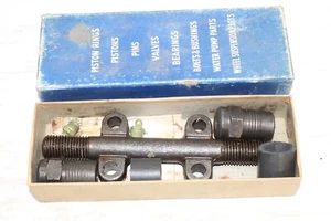 1941 - 1947 Chrysler Dodge Plymouth Desoto Upper Inner Control Arm Shaft 1326082 - Picture 1 of 7