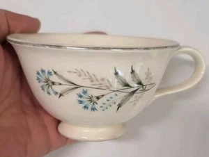 Vintage TAYLOR SMITH & TAYLOR VERSATILE Blue FOOTED Coffee/Tea Cups - Picture 1 of 3