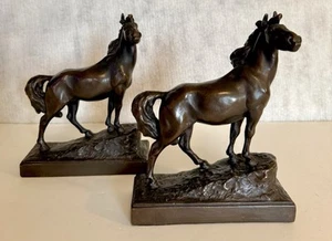 Pair Of Bronze Horse Statues Bookends Paul Herzel 7” Long x 9” Tall x 3” Wide - Picture 1 of 7