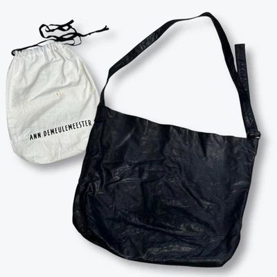 Bolso de Hombro Ann Demeulemeester Cuero Negro 37x46cm De Colección Usado Estado Foto 1 de 4