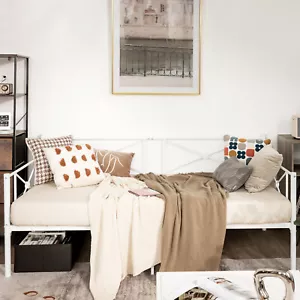 Giantex Single Daybed Frame Metal Sofa Bed Frame Single Size Mattress Base White - Picture 1 of 10