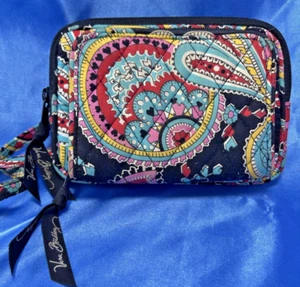 New Vera Bradley Quilted Purse Blue Floral Print NICE!!! - Picture 1 of 11