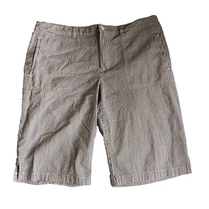 Seersucker Shorts Women White Gray Bermuda 16 JH Collectibles Striped Neutral - Picture 1 of 6
