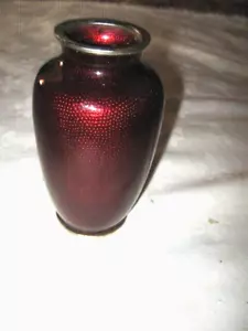 A Vintage Rich Red 12cm Japanese Akasuke Ginbari Bamboo Motiff Cloisonne Vase - Picture 1 of 6