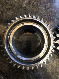 Porsche 993 Transmission Gears 993 96 25.24 - Picture 1 of 8