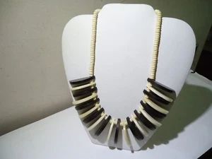 VINTAGE HORN & BONE TRIBAL BEAD NECKLACE HALF MOON DESIGN - Picture 1 of 8