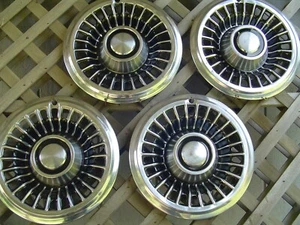 VINTAGE 1966 66 PONTIAC BONNEVILLE STAR CHIEF PARISIENNE HUBCAPS WHEEL COVERS - Picture 1 of 15