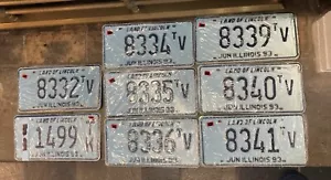 ILLINOIS 1993 TV 8 license plate’s - Picture 1 of 8