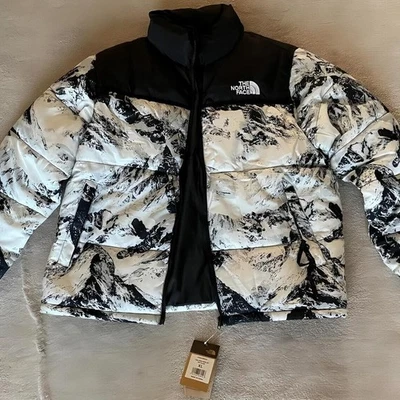 The North Face Men's Puffer Jacket All Size Available Dm The Size After The Orde - Image 1 of 4