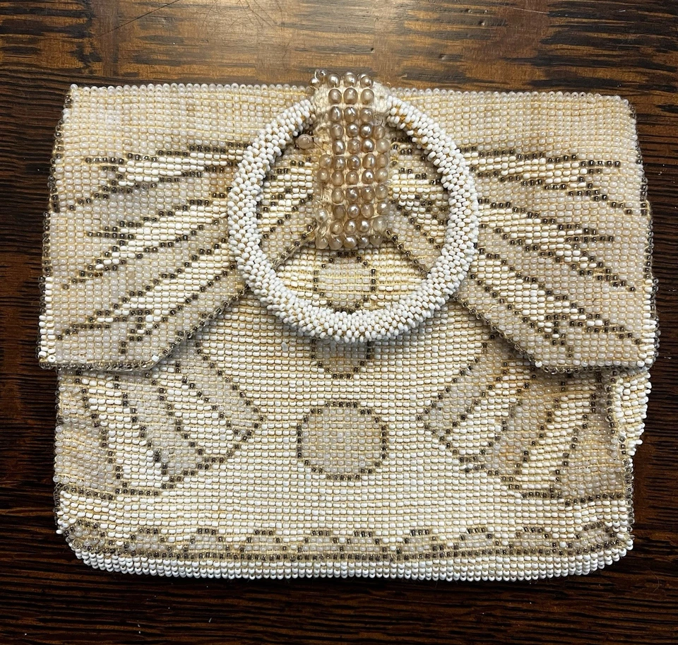 Bolsa Art Deco Vintage Frisada à Mão Pequena, 6x5,5x1 Polegadas - Imagem 1 de 4