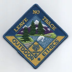 Leave No Trace/Outdoor Ethics Cub Scout 3" Dia. Patch, "Scout Stuff" Back, Mint! - Picture 1 of 2