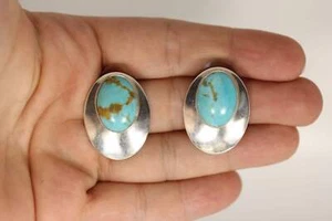 Vintage Sterling Silver Native American Turquoise Stud Earrings Signed RT - Picture 1 of 9