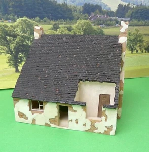 Hornby Skaledale R8562 Derelict House building OO boxed (p) - Picture 1 of 4