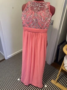 Schönes rosa gefüttertes Chiffon Abschlussballkleid - Bild 1 von 12