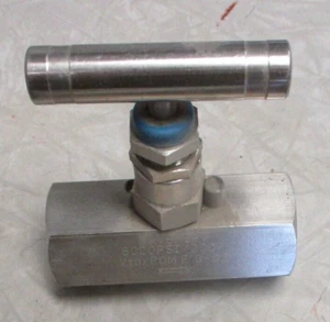 CHEM-OIL Needle Valve 1/2" Female NPT 316-Stainless Steel Soft Seated (Viton) - Picture 1 of 8