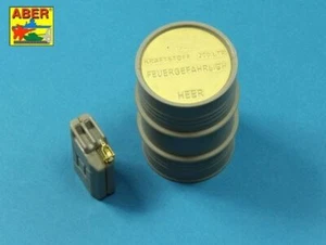 ABER Models 16 158A - 1:16 German 200L Jerry Can Closings & 200L Fuel Drum Cover - Imagen 1 de 1