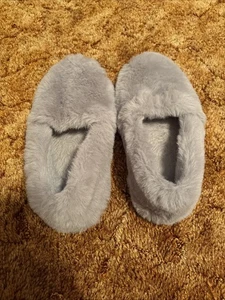 Secret Treasures Damen-Slipper Hausschuhe grau flauschig Größe 8 - Bild 1 von 3