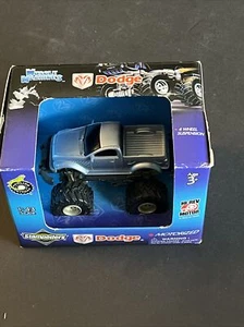 DODGE 2000 CONCEPT VEHICLE 1:43 MONSTER TRUCK MOTORIZED 4 WHEEL SUSPENSION - Picture 1 of 6