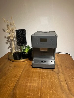 Miele CM 6150 grau Kaffeevollautomat - neue Wartung, Zubehör - Bild 1 von 4