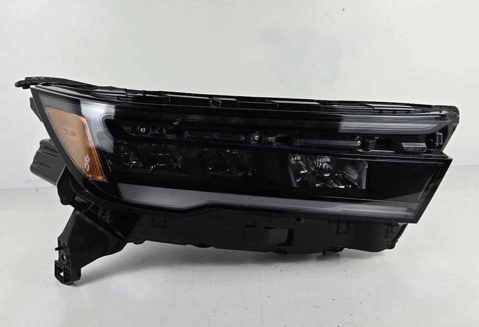 OEM 2023-2024 Honda Pilot Right Passenger Side LED Headlight Headlamp Foto 1 de 4