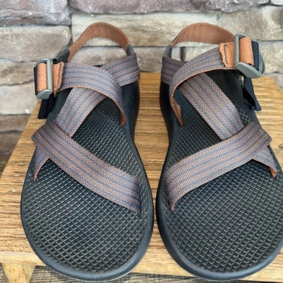 Sandalia Chaco Z/1 Hombre M8 Apenas Usada.  Excelente estado. Negro/naranja quemado Foto 1 de 4