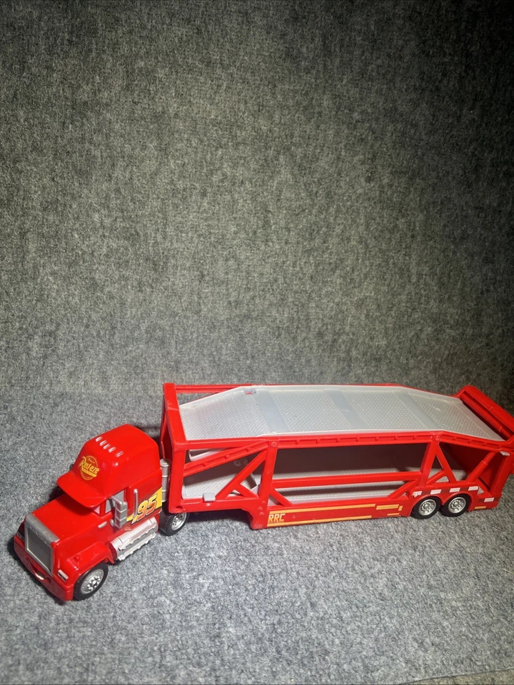 Camión para carros Mattel 2017 Disney Pixar película MACK Transporter 18" ver fotos Foto 1 de 4
