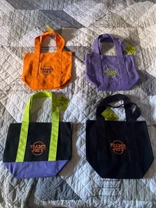 Trader Joes Halloween Mini Canvas Tragetaschen - 4er Set - Neu & Schneller Versand! - Bild 1 von 2