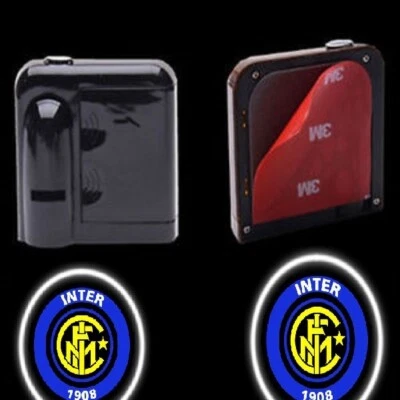 ✅✅ LED SOTTOPORTA SOTTO PORTA PER TUTTE AUTO CON LOGO INTER BATTERIA FACILI ✅ - Immagine 1 di 4