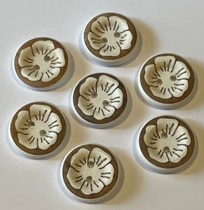 10 Wooden Brown & White Flower Buttons Round Wood 18mm D29-32 Aussie Seller - Picture 1 of 4
