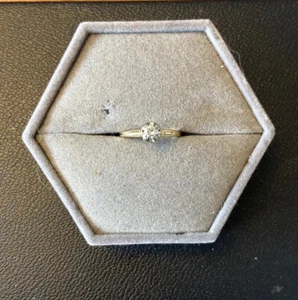 diamond solitare 14k two tone gold ring size 5.25 1.97g 0.15ct Diamond - Picture 1 of 8