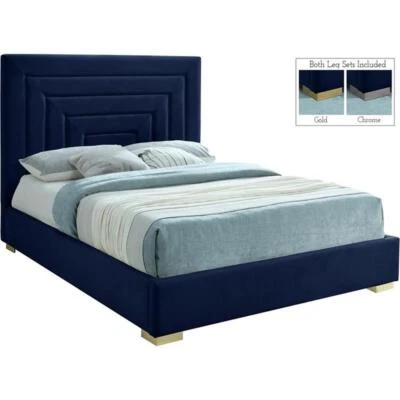 Cama King Meridian Furniture Nora Terciopelo Azul Marino con Patas Doradas/Cromadas Incluidas Foto 1 de 4