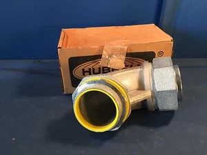 HUBBELL 3'' 3552 LIQUID TIGHT 90* CONNECTOR W/INSULATED THROAT - Picture 1 of 5