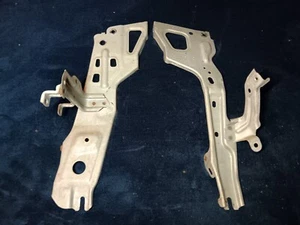 95-00 Toyota Tacoma Center Dash Radio Bracket Support Braces Mount Set LH RH - Bild 1 von 6