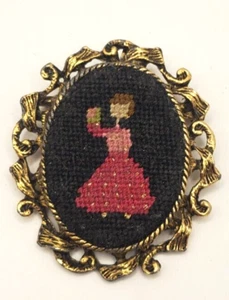 Colgante Pin Ovalado Camafeo Dama Punta Micro Aguja Tono Dorado Vintage Negro y Rojo - Imagen 1 de 8
