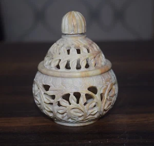 Hand Carved  Soap Stone Tealight Candle Holder Floral Art Home Decor Showpiece - Picture 1 of 3