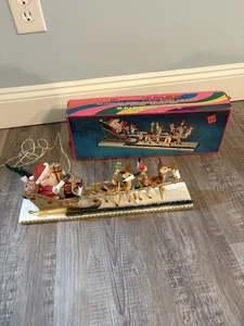 Vintage Twinkle Glow elektrischer Weihnachtsmann Schlitten Dekoration mit Originalkarton - Bild 1 von 11