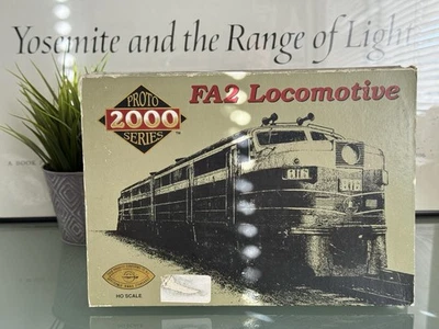Proto 2000 Series FA2 Locomotive Railroad Train Engine Missouri Pacific HO - Image 1 of 4