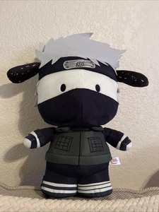 Peluche Naruto x Sanrio Pochacco Kakashi 13” KidRobot 2021 Hello Kitty buone condizioni - Foto 1 di 3
