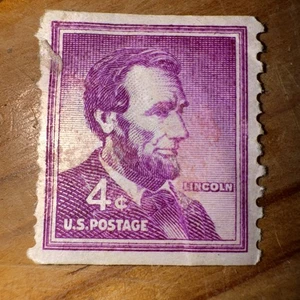 1964 RARE US Abraham Lincoln Purple 4 Cent Stamp - Bild 1 von 2