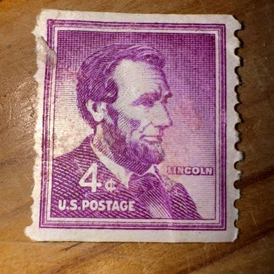 1964 RARE US Abraham Lincoln Purple 4 Cent Stamp - Image 1 of 2