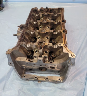 Culata Volkswagen Passat & Jetta 2015-2017 1,8 L 06L403B Foto 1 de 4