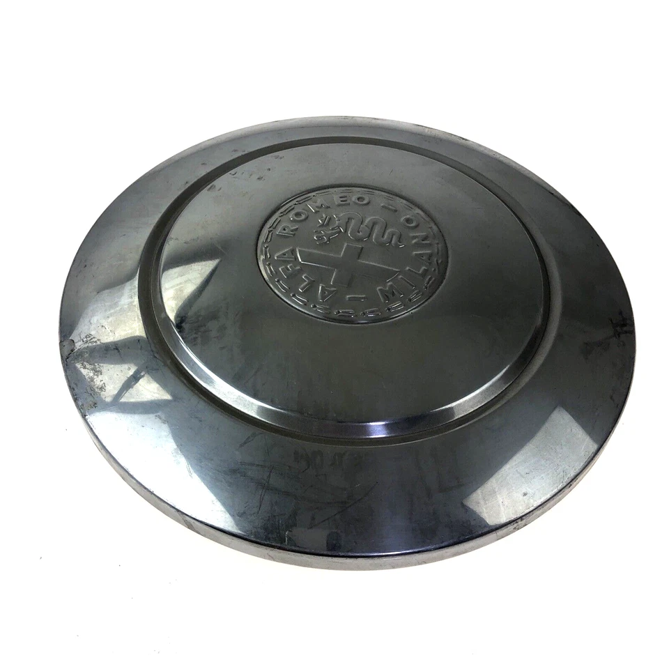 Alfa Romeo Milano Stainless Hub Cap  RARE Vintage OEM Foto 1 de 4