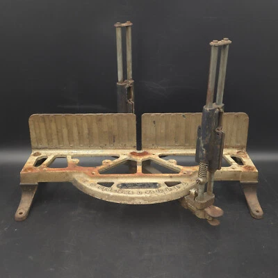 Stanley Sweetheart No. 50 1/2 18" Cast Iron Miter Mitre Box Frame - Image 1 of 4