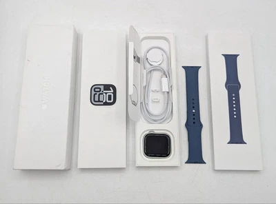 Apple Watch Series 10 46 毫米 GPS 银色表壳 带牛仔运动型表带 M/L (MWWM3LW/A) — 第 1/4 张图片